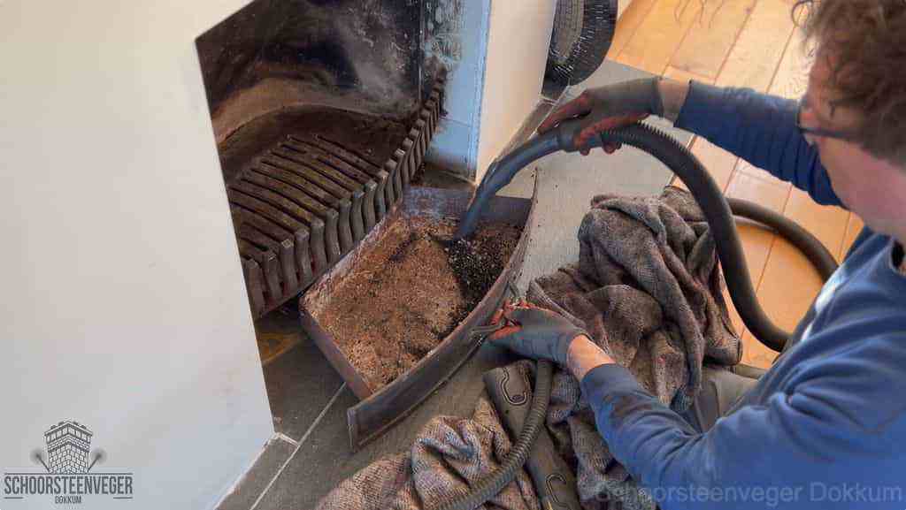 Prijs schoorsteenvegen Dokkum schouw reinigen Prijs schoorsteenvegen Dokkum schouw reinigen